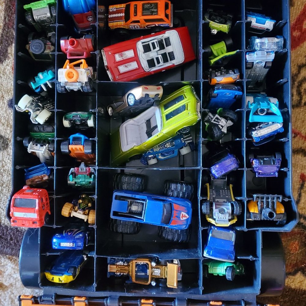 Hot Wheels Collection - Picture 2 of 10